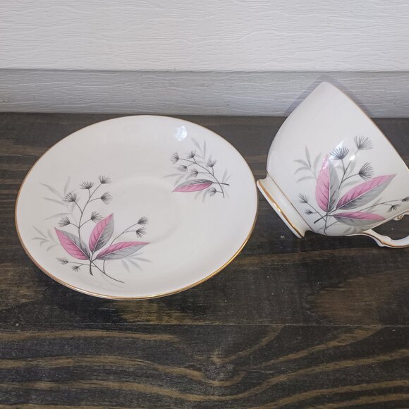 1930s New Chelsea Staffs England Bone ChinaTea Cup and Saucer - Picture 4 of 6